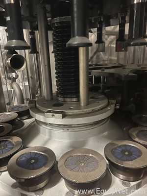 Krones 70cl Glass Bottle 10k/hour Capacity Sleeving and Sanitizing Line