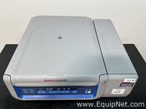 Centrífuga para laboratorio Thermo Fisher Scientific Sorvall ST4R Plus-MD