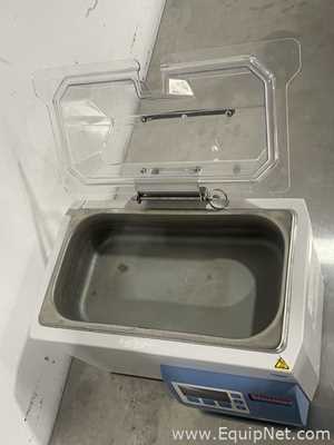 Baño María / Circulador Thermo Fisher Scientific TSGP2S
