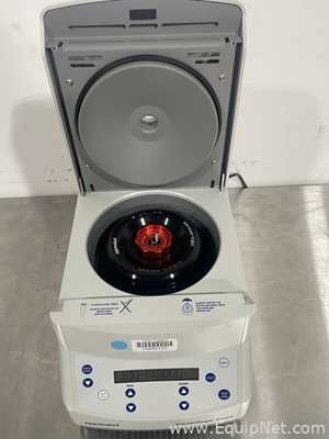 Centrífuga para laboratorio Eppendorf 5424