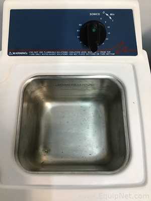 Lot Of 2 Bransonic Ultrasonic Cleaner