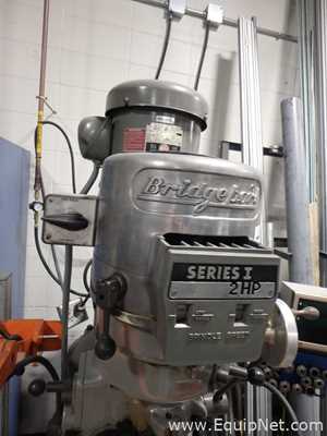 Máquina de Fresagem Bridgeport Machines Inc. Series 1