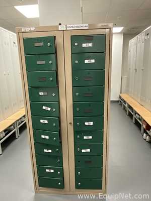 Lote de 3 Gabinete de Almacenamiento Plastmet 