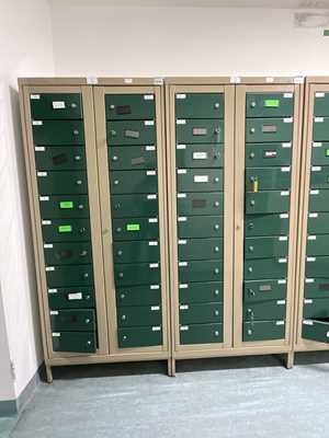 Lote de 2 Gabinete de Almacenamiento Plastmet 