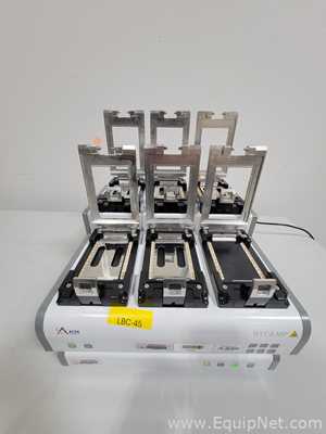 ACEA Biosciences xCELLigence RTCA Analyzer with RTCA MP Station