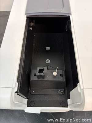 Espectrofotómetro Agilent Technologies G6860A