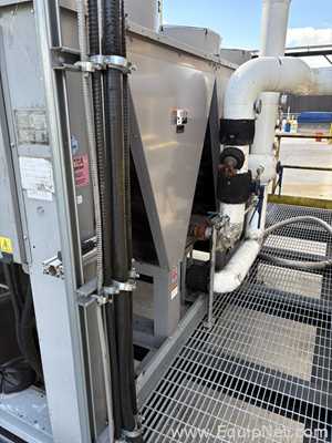 Carrier Corporation Aquasnap Chiller With Two Pumps