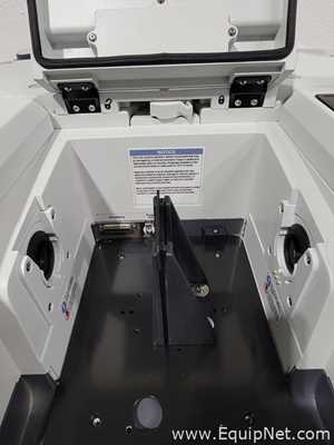 Espectrômetro de Massa Thermo Scientific Nicolet iS50 FT-IR