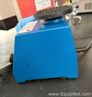 Agitador Scientific Industries, Inc. G560
