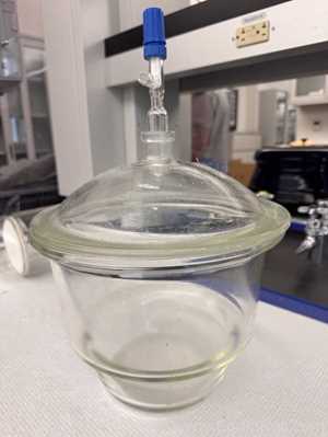 Cristalería de Laboratorio Pyrex 