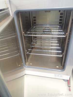 Lot of 2 Thermo Scientific Heratherm OMH60-S Lab Ovens