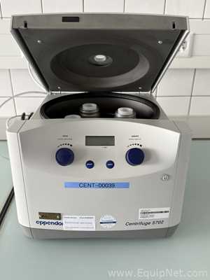 Eppendorf 5702 Laboratory Centrifuge