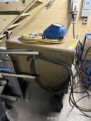 Hobart Brothers TR-300 Welder