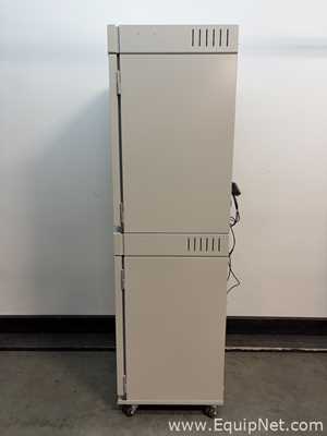 VWR 3074 Double Stacked 6.5 cubic foot Water-Jacketed CO2 Laboratory Incubators