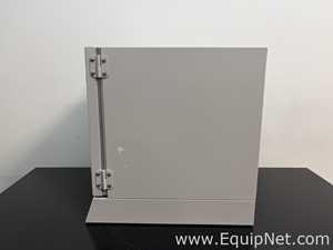 LabNet I5211-DS Benchtop Laboratory Incubator Shaker