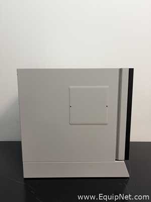 LabNet I5211-DS Benchtop Laboratory Incubator Shaker