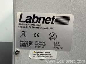 LabNet I5211-DS Benchtop Laboratory Incubator Shaker