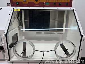 Sheldon Manufacturing Inc. Bactron III Anaerobic Environmental Workstation And Glove Box