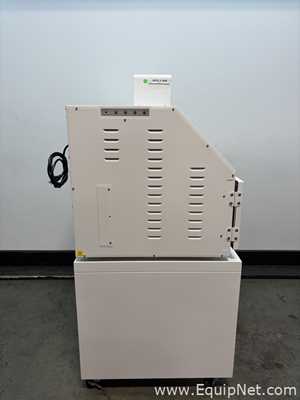 Sheldon Manufacturing Inc. Bactron III Anaerobic Environmental Workstation And Glove Box