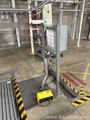 Alfacon Solutions Lift: SSL-15 Case Conveyor and Lift