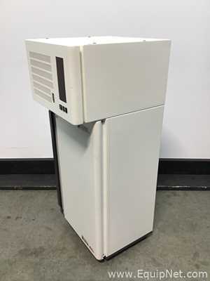 Liconic STX44 Incubator