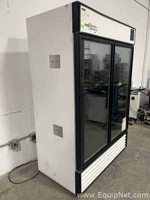 True GDM-49-LD 2 Door Refrigerator