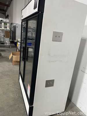 True GDM-49-LD 2 Door Refrigerator