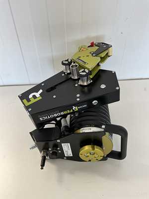 Robótica FerRobotics Compliant Robot Technology GmbH ATK/201/XX/L/027/5P. Sin usar