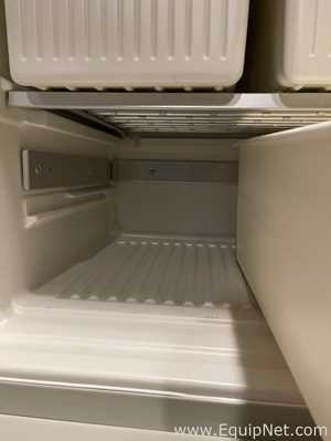 Freezer Sanyo MDF-U537
