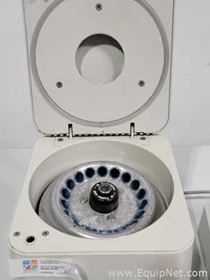 Lote de 2 Centrífuga para laboratorio Eppendorf-Brinkmann Instruments 5415 C