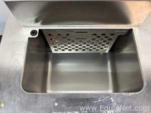 NesLab RTE-140 Low-Temperature Refrigerated Bath/Circulator
