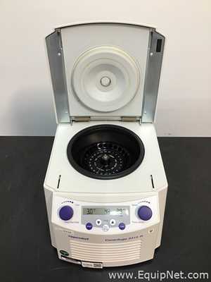 Centrífuga para Laboratórios Eppendorf 5415 R
