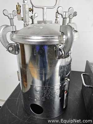 Mocon Pac Guard 400 Package Leak Detector with Vessel