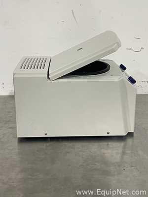 Eppendorf 5415 R Refrigerated Laboratory Centrifuge