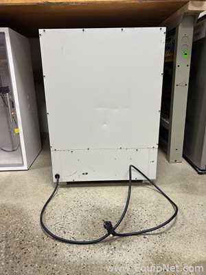 Baxter Scientific DP-32 Digital Vacuum Drying Oven