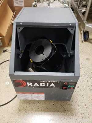 Radia Speed Demon SQ Paint Shaker