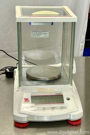 Ohaus Corporation Pioneer PX523/E Precision Balance