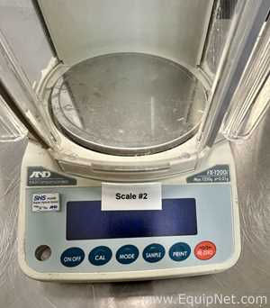 A and D Company Limited FX-1200i Precision Top-Loader Balance
