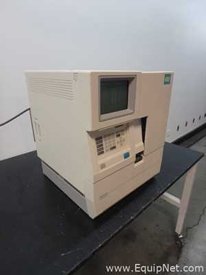 Nova Biomedical BioProfile 400 Analyzer For Parts or Repair