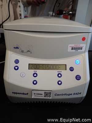 Centrífuga para laboratorio Eppendorf 5424