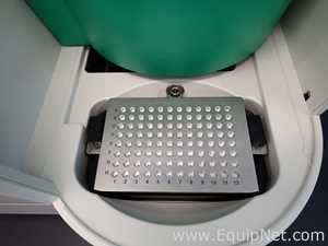 Bio Rad QX200 Droplet Reader with Droplet Generator