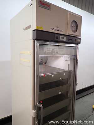 Thermo Fisher REB2304A21 Refrigerator