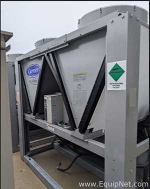 Enfriador Carrier Corporation 30RBF08064-LNL63-1. Sin usar