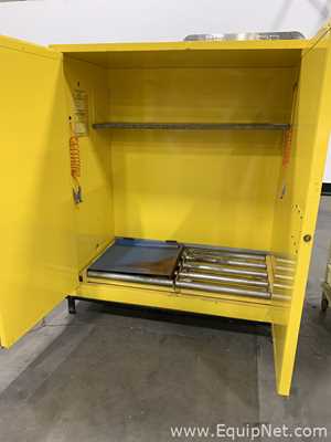 Armário de Armazenamento para Inflamáveis Se-Cur-All Cabinets Requisitos de Ar 100 GALS