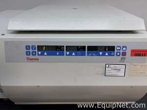 Centrífuga para laboratorio Thermo Electron Corporation RT3