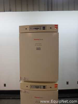 Thermo Scientific 370 Forma Steri-Cycle CO2 Double Stack Incubator
