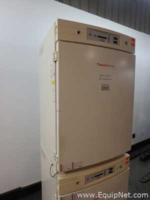 Thermo Scientific 370 Forma Steri-Cycle CO2 Double Stack Incubator