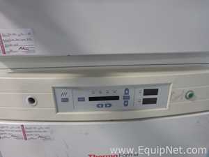 Thermo Scientific 370 Forma Steri-Cycle CO2 Double Stack Incubator
