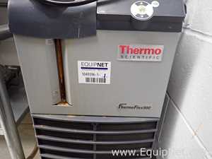 Banho Maria e Circulador Thermo Scientific Thermoflex 900