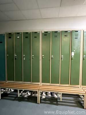 Los aus 2 Lagerschrank  